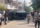 अनियंत्रित कार सड़क किनारे पलटी एक महिला की हुई मौत